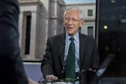 事业算命宏观经济学教授兼实践者Stanley Fisher逝世 曾培养全球多位经济决策者