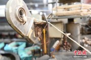 事业算命小蚕虫变身“产业龙”，广西这座小城如何实现“破茧重生”？